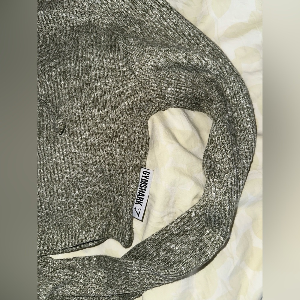 GYMSHARK OLIVE MARL CROPPED HOODIE